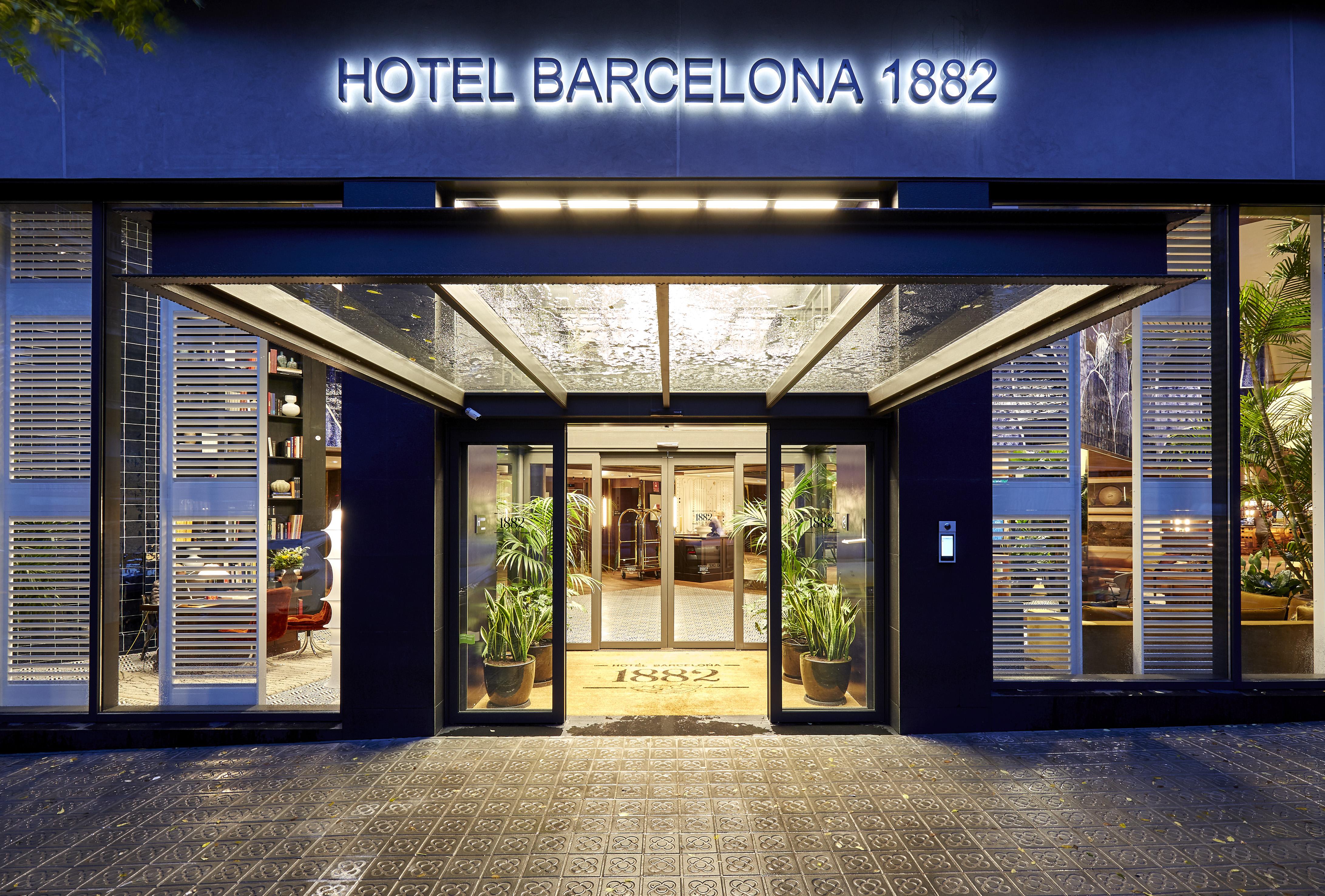 Radisson Blu 1882 Hotel, Barcelona Sagrada Familia Екстериор снимка